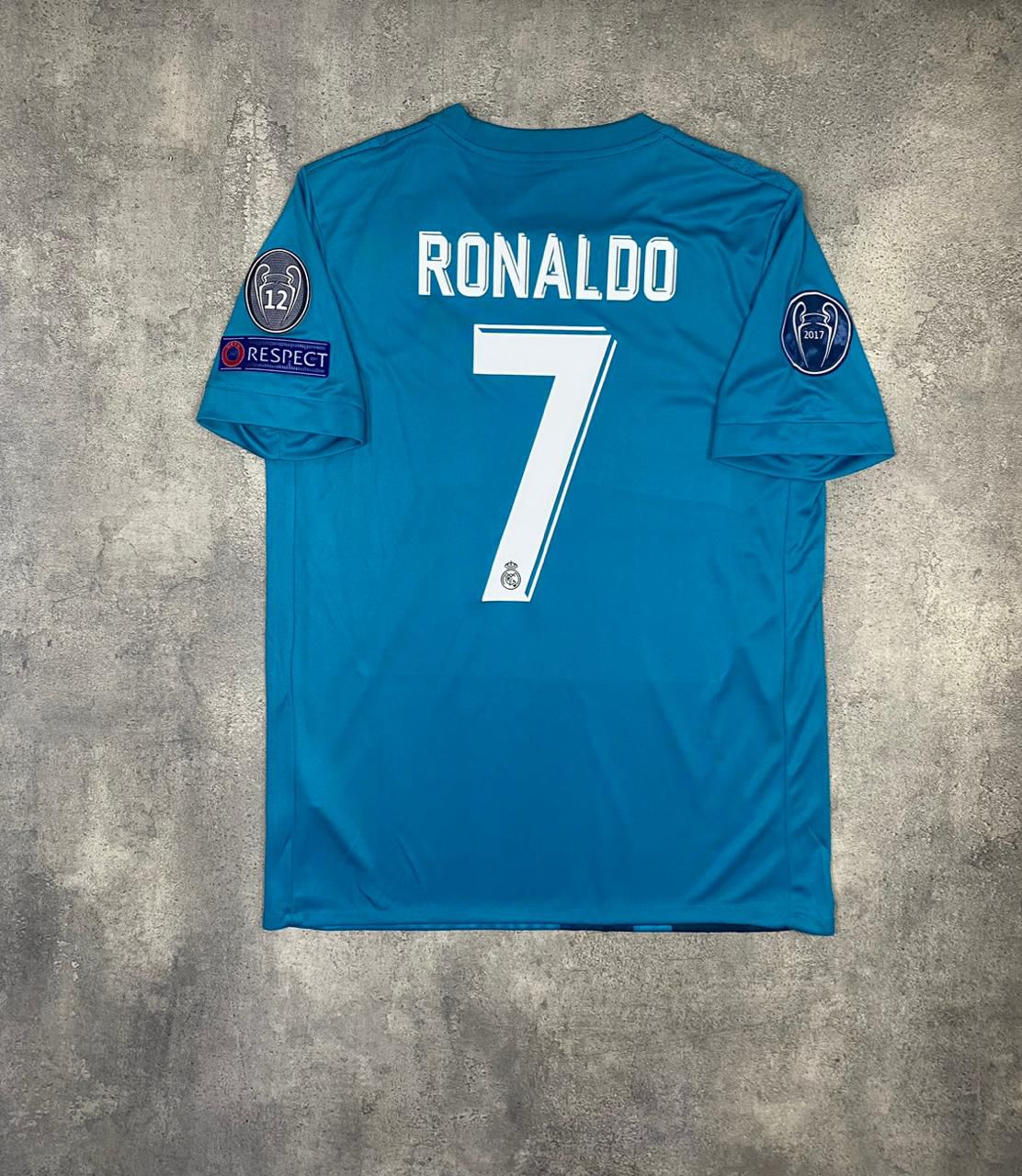 Real Madrid 17/18 away jersey