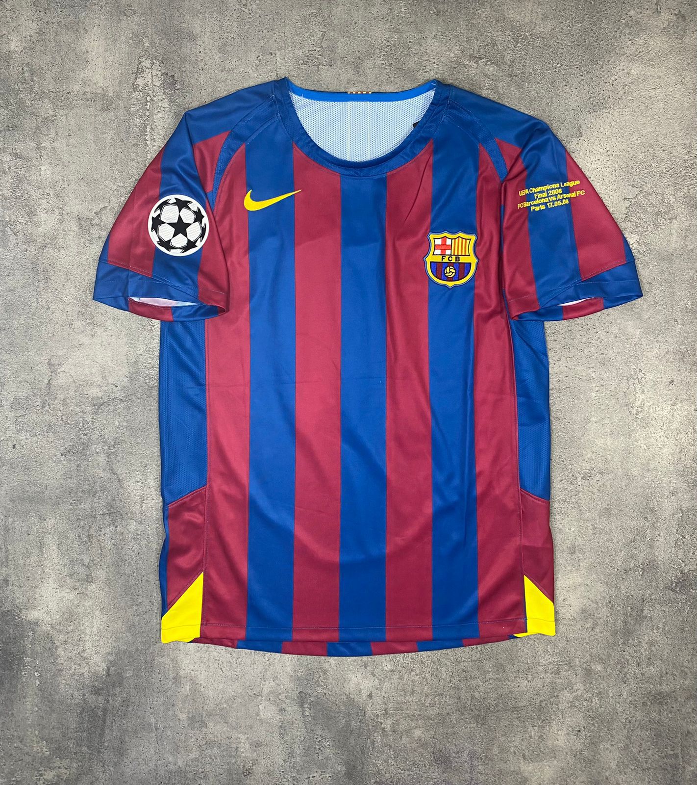 Barcelona 05/06 home jersey