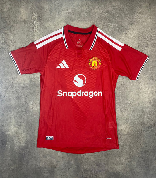 Manchester United 26/27 home jersey