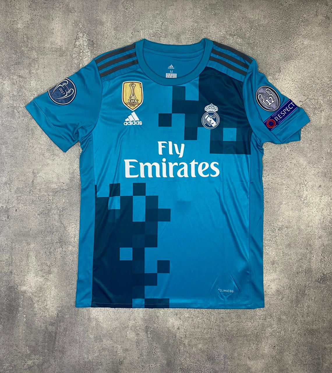 Real Madrid 17/18 away jersey